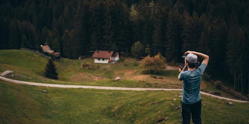 What Photos Do You Need When Selling to a Cash Buyer